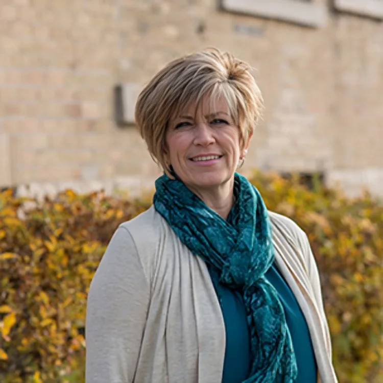 The Chief Financial Officer of Covey, Barb Austad